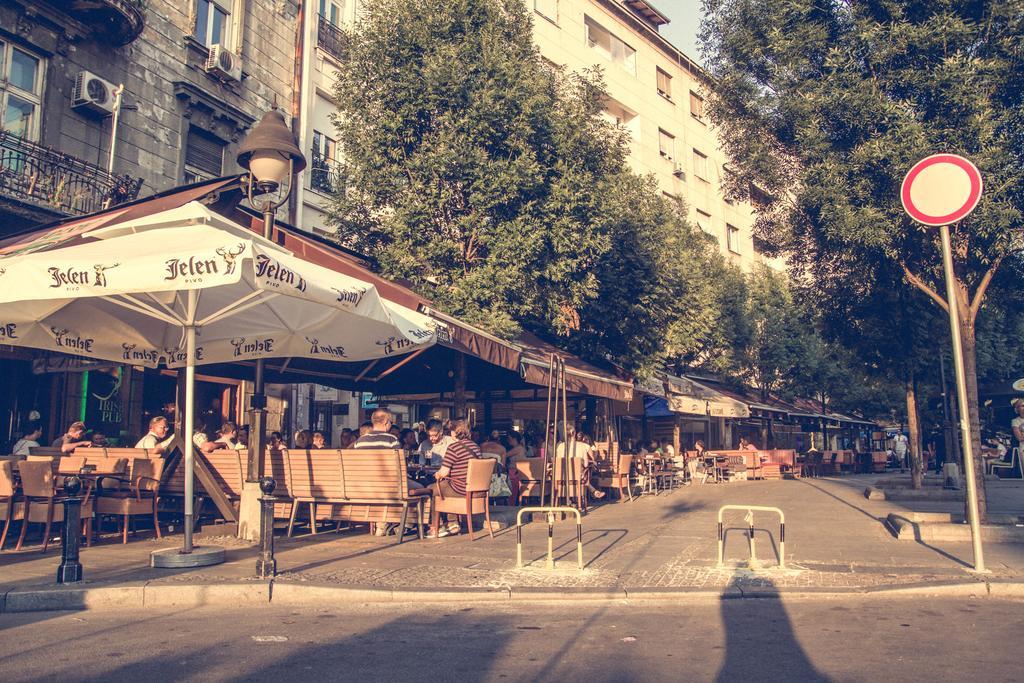 Apartments Main Street Beograd Bagian luar foto